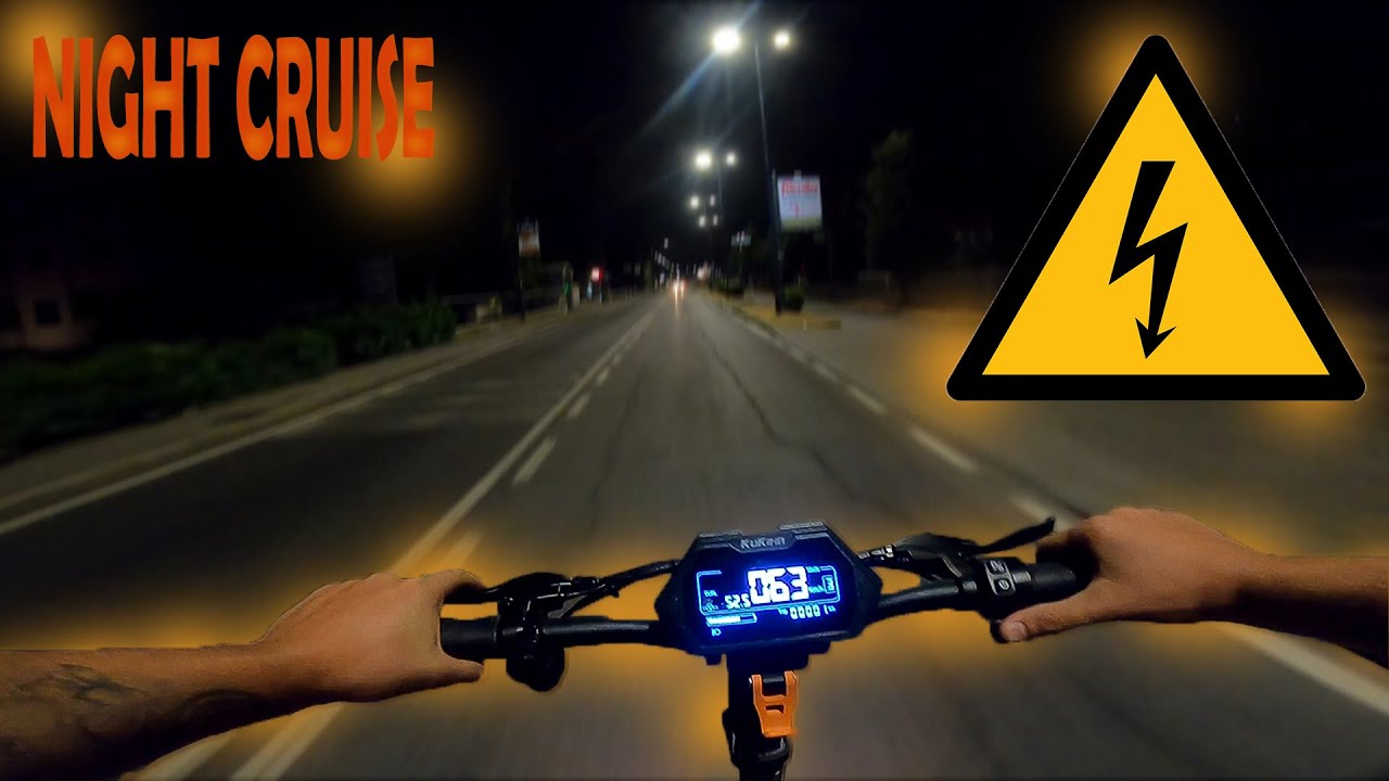 NIGHT CRUISE ON MY KUKIRIN G2 MASTER , ON THE STREET OF ITALY 65KM/H ELECTRIC SCOOTER   / POV /