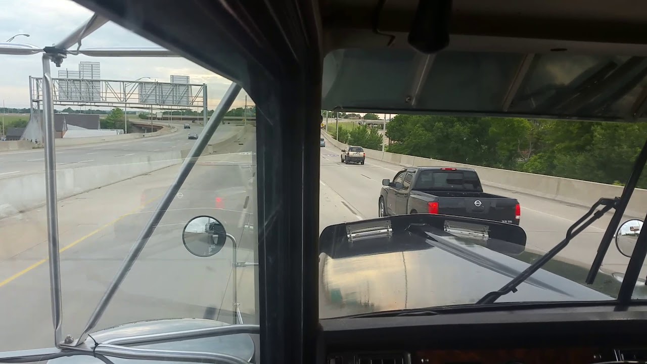 #5; 2000 Kenworth W900L, 8