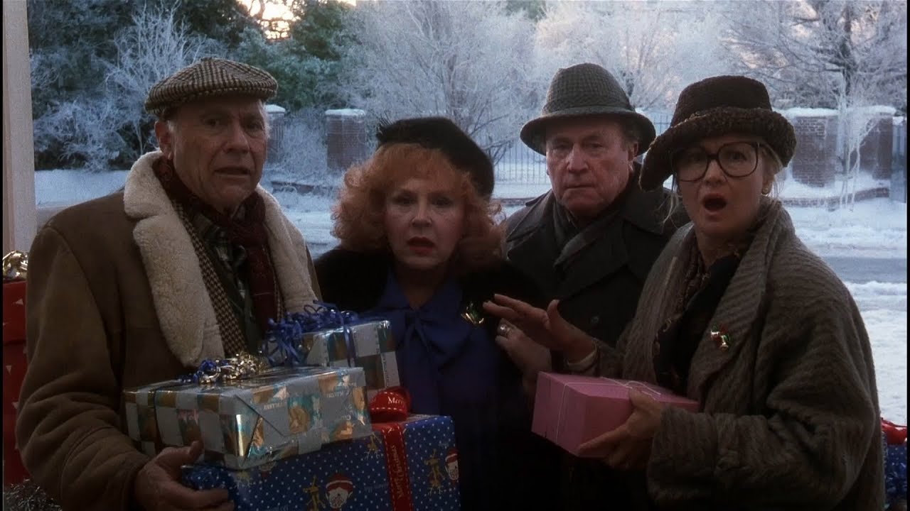 Christmas Vacation - The Family Arrives HD