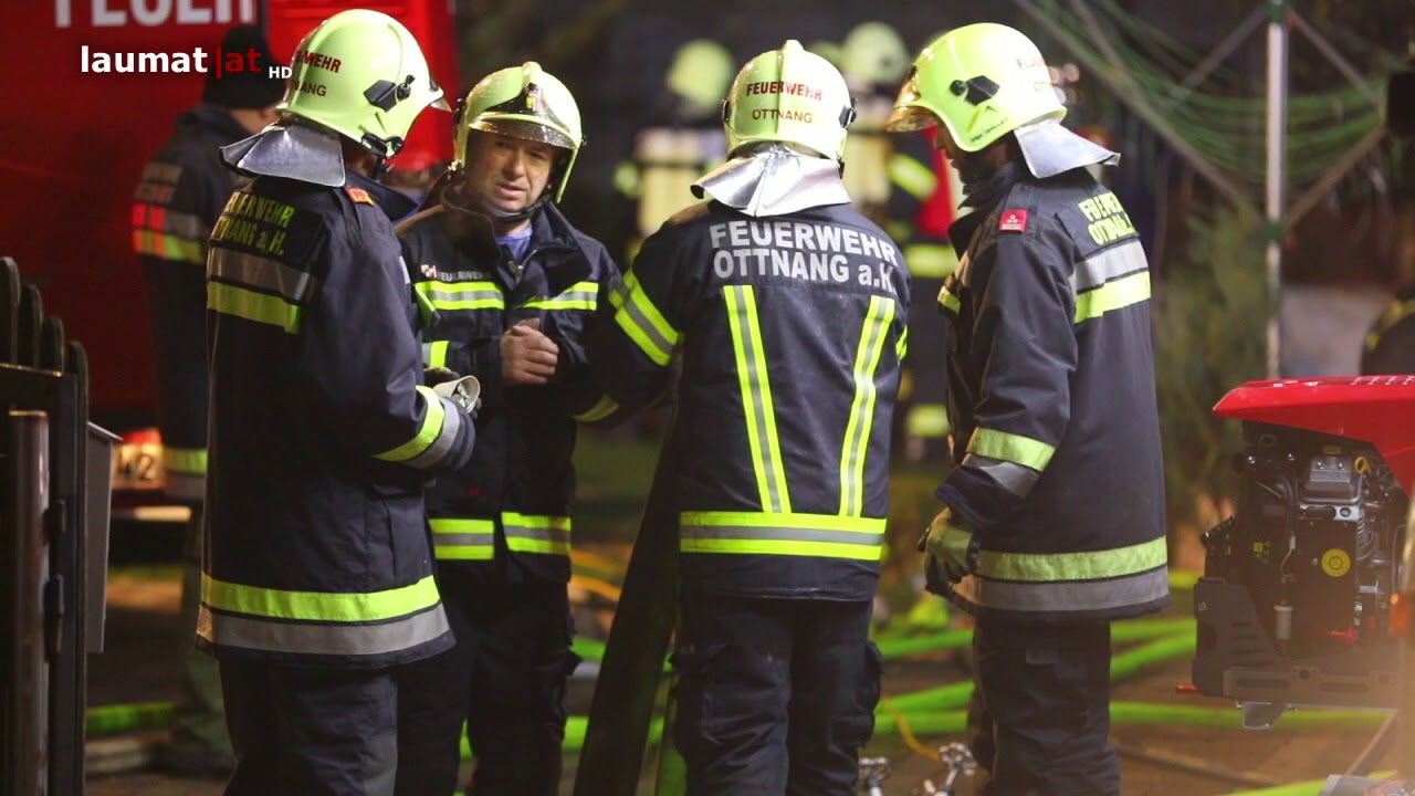 Brand eines Nebengeb&auml;udes eines Wohnhauses in Ottnang am Hausruck