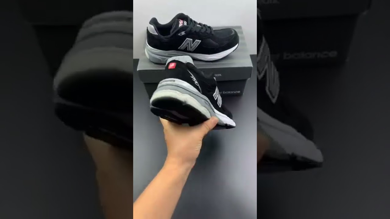 New Balance 990v3 Black