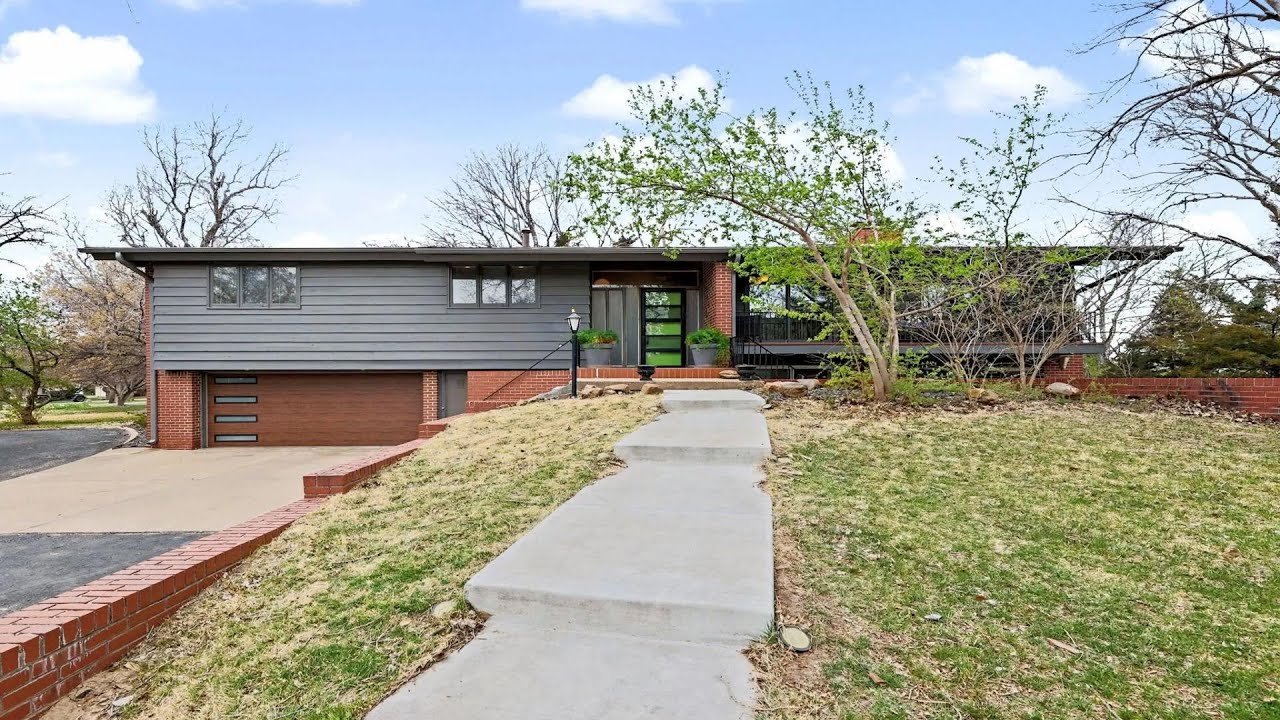 NEW LISTING: 3044 W Bluebird Dr Wichita KS 67204