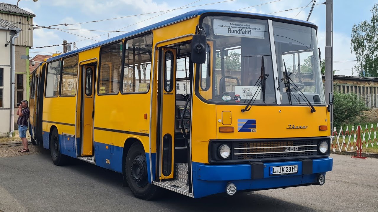 Sonderfahrt mit dem Ikarus 280 durch Leipzig