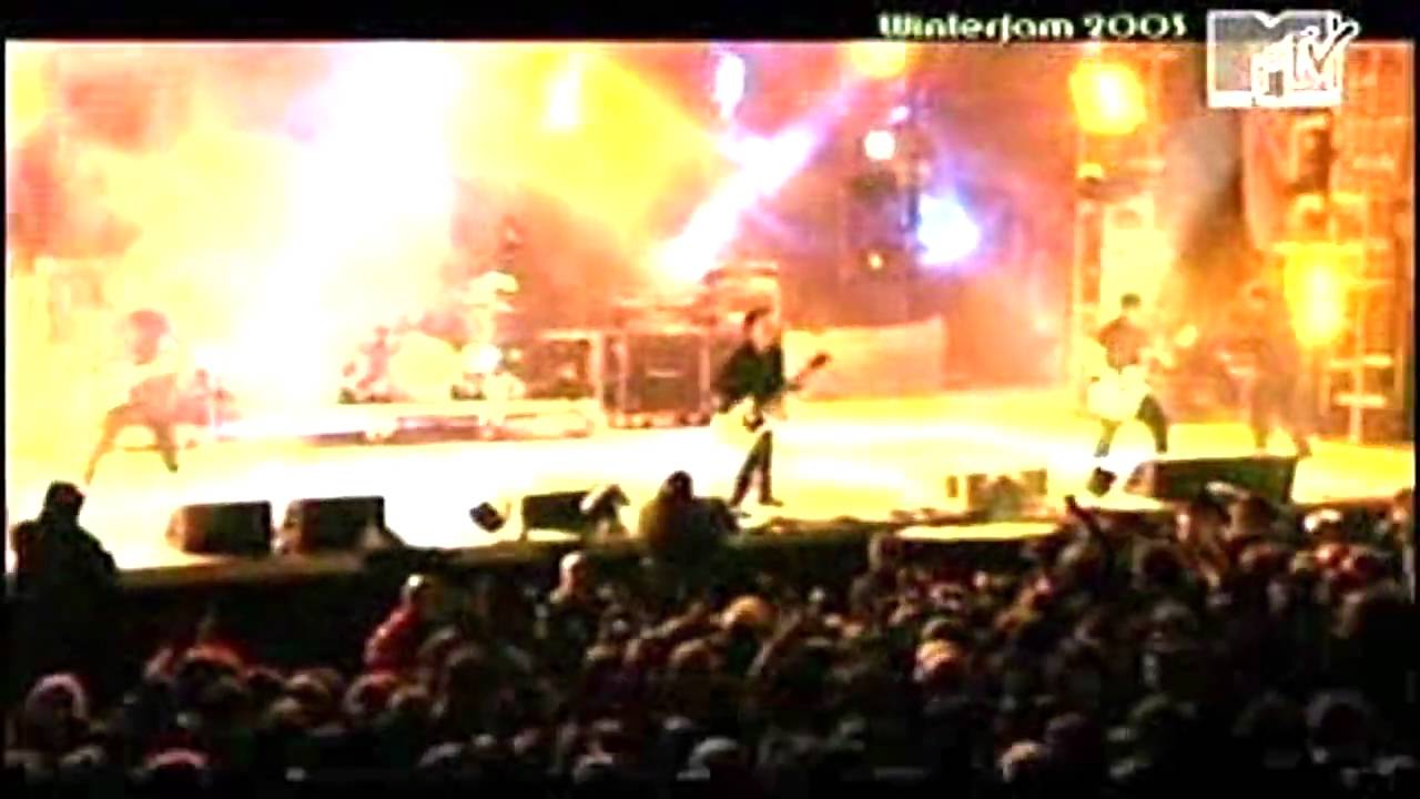 Sum 41 - The Hell Song - Live at Winterjam 2003