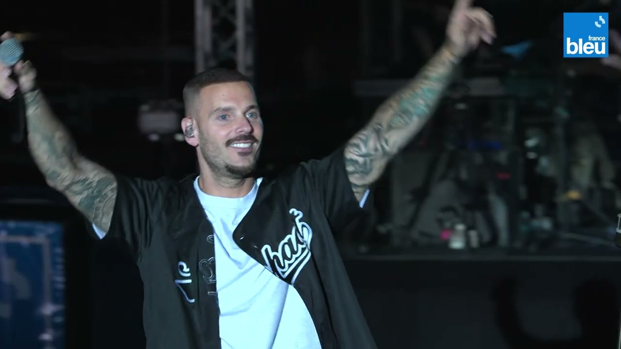 M. Pokora chante 