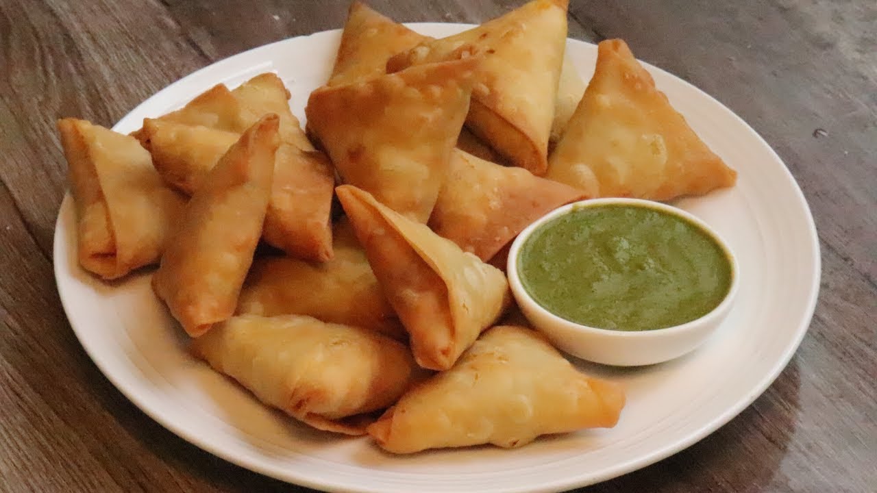 समोसा बनाये घर के कम सामग्री से खस्ता शिक्रेट चटनी के साथ | Samosa Recipe | Geeta Cooking World