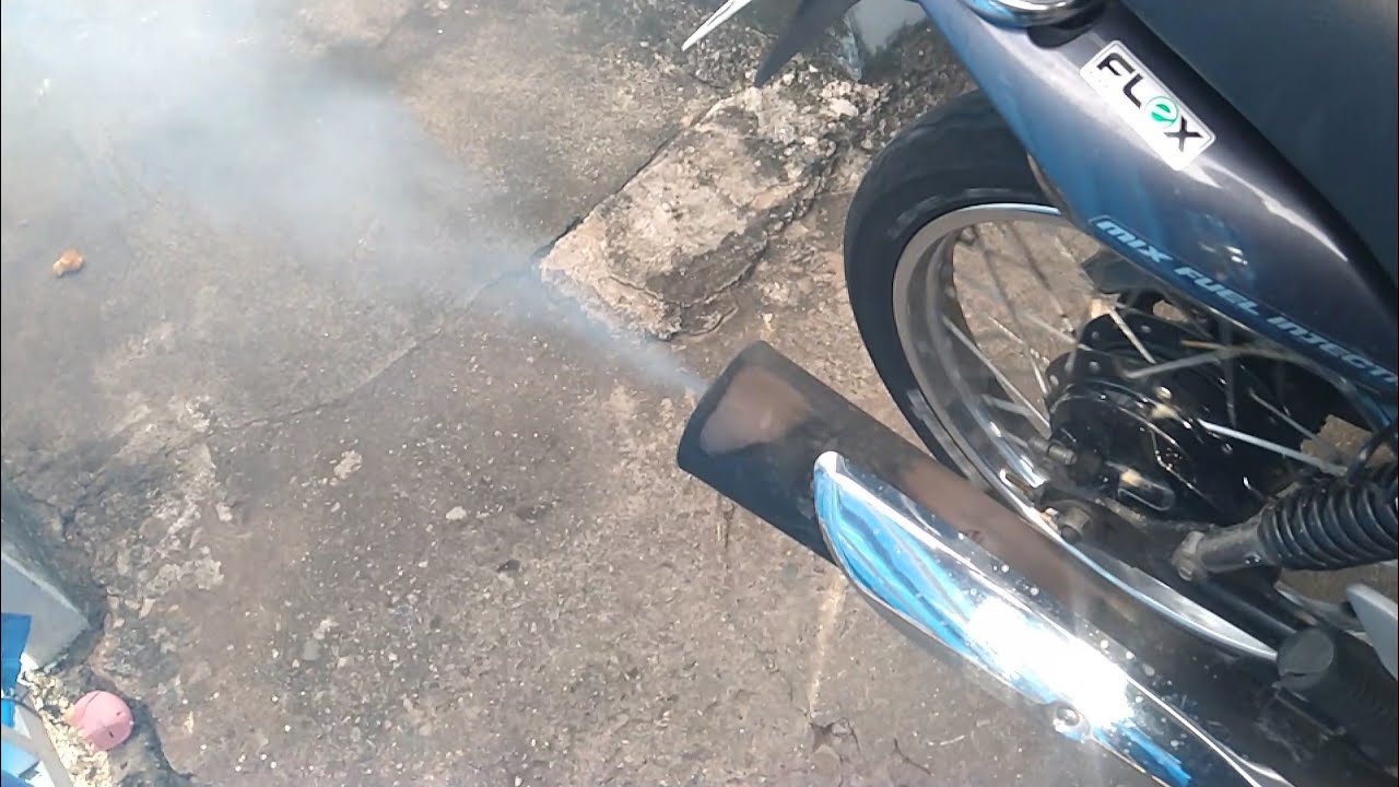 moto fumando na primeira partida após troca de óleo 🤦🤦🤦