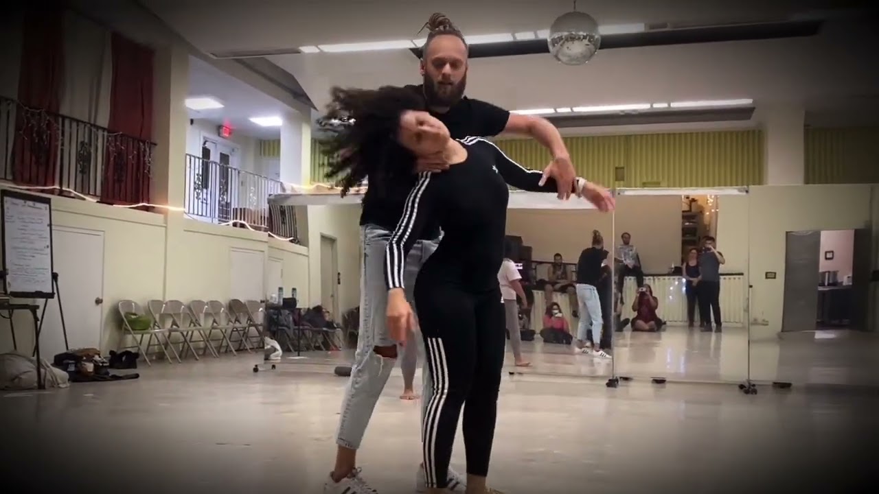 Saulo and Yasmim - Brazilian Zouk After Class Demo