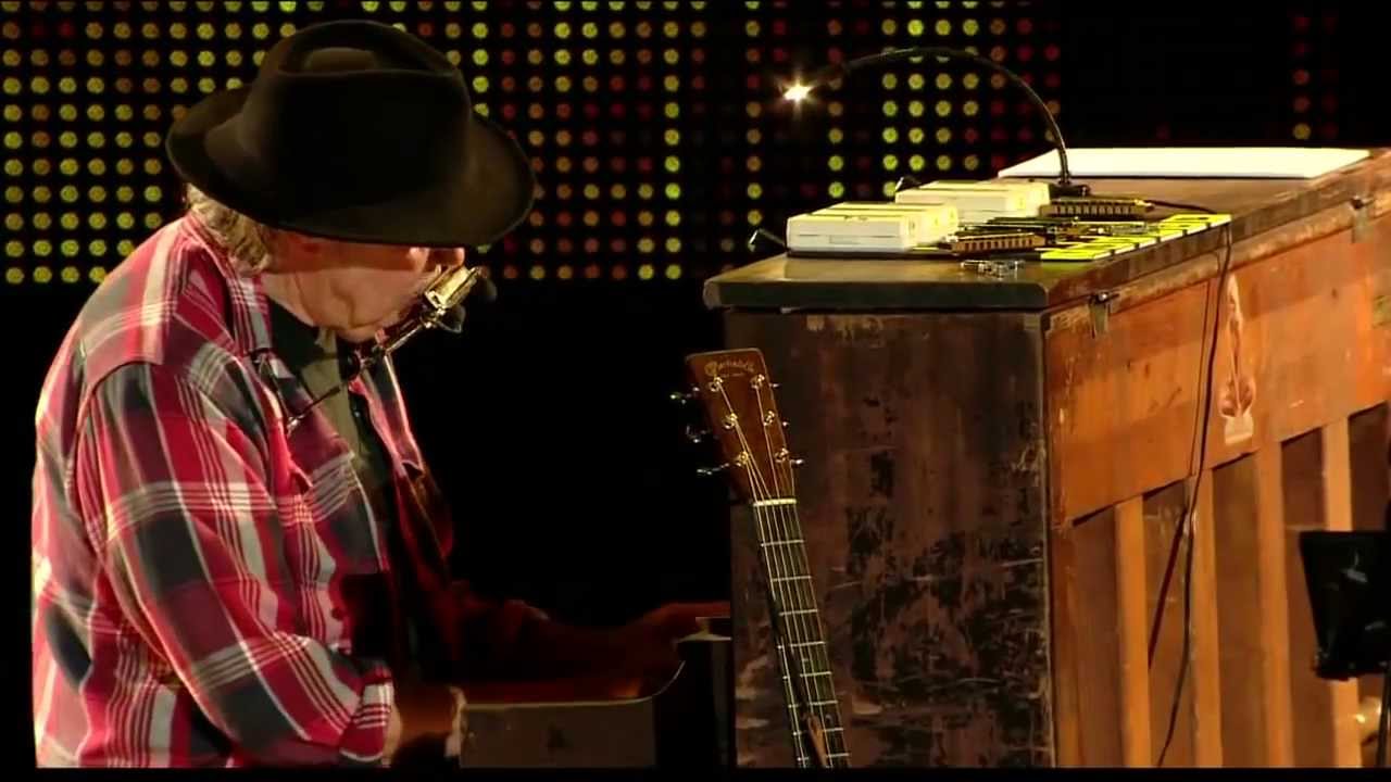 Neil Young - Since I Met You Baby (Live at Farm Aid 2013)