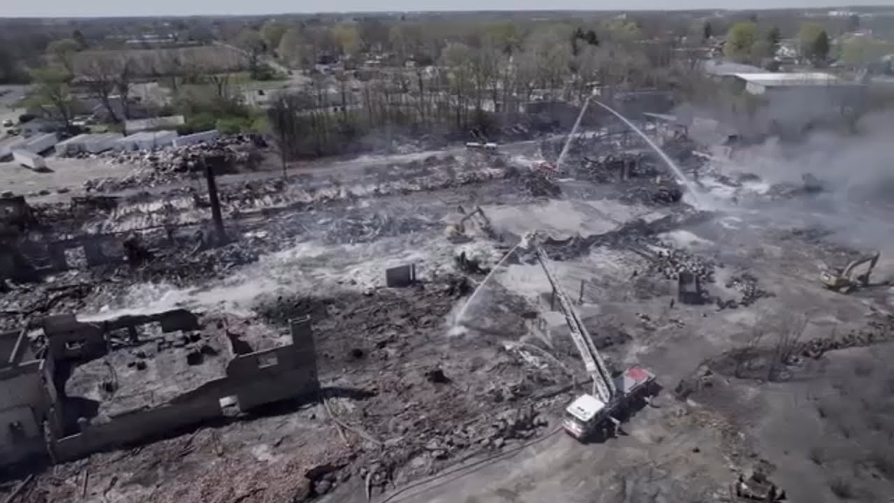 Asbestos detected in some debris after Indiana plastic fire