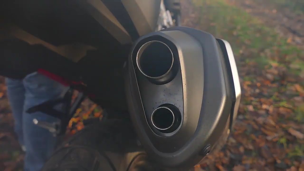 Honda CRF 1100 L Africa Twin | Exhaust Sound with standard muffler