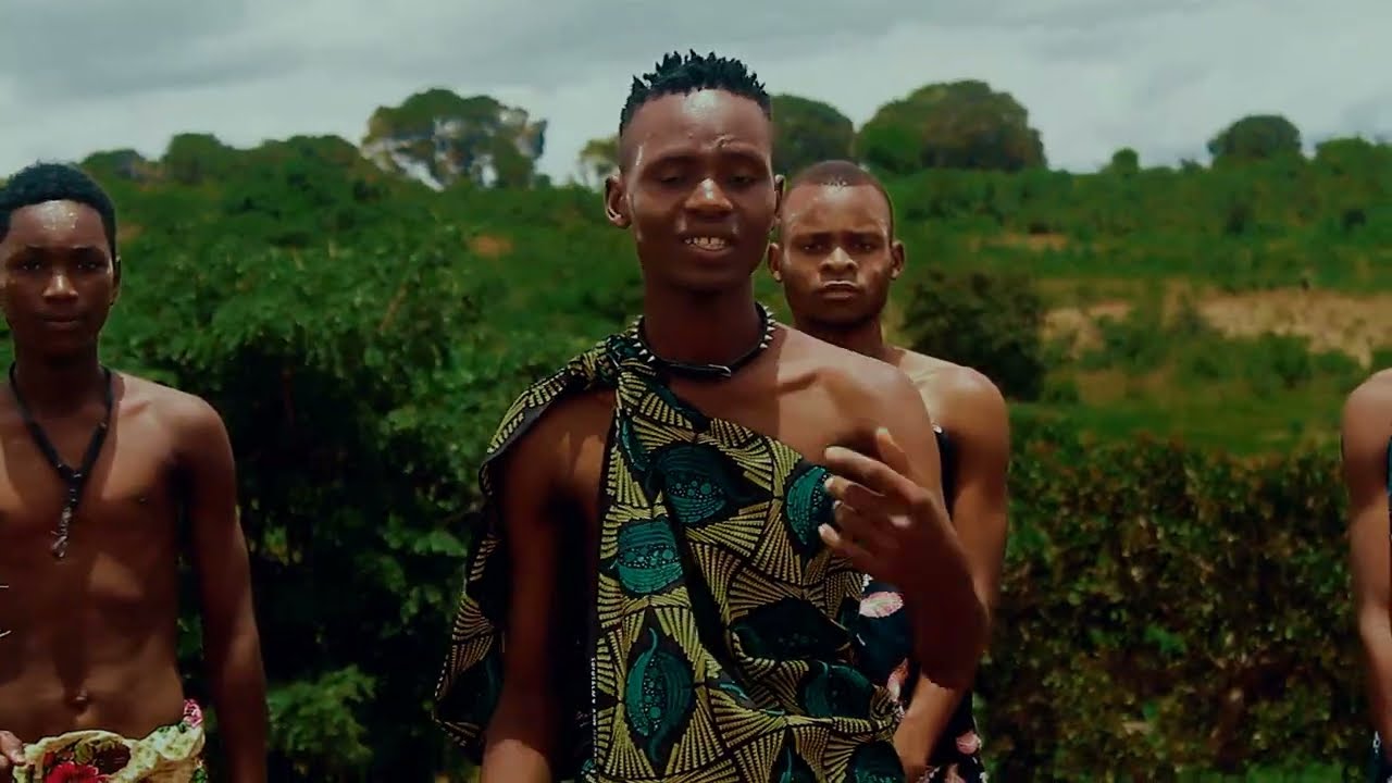 OBELIX JANFAR_ MACUA E A CENA_(OFFICIAL VIDEO) By THE SOFT MAKER