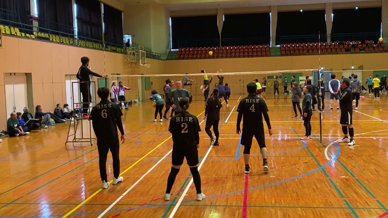 2025年12月21日　ホームセンターやまさき杯第6回JOYFM小林市ソフトバレーボール大会　RISE 🆚きりしまＢ