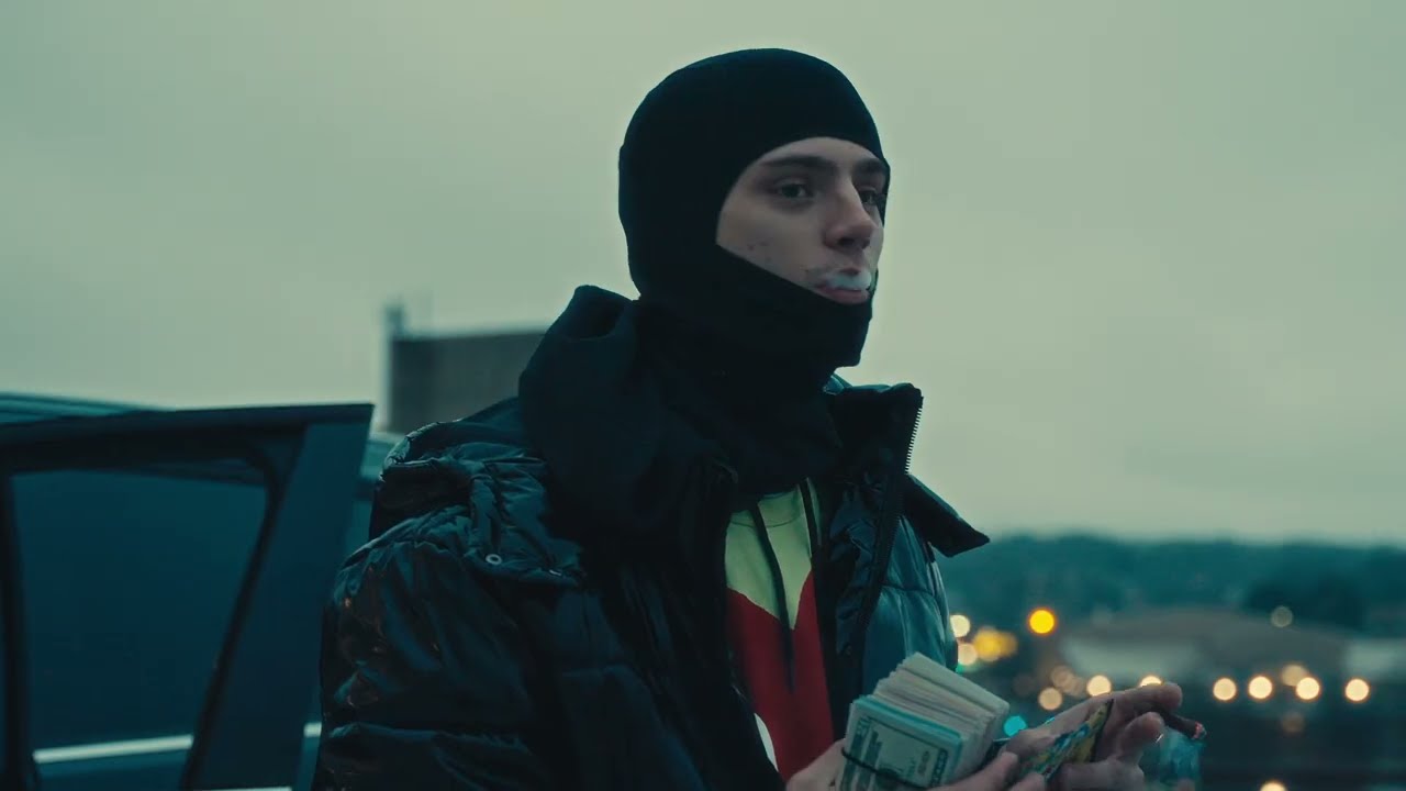 lleveye - MO MONEY (Official Music Video)