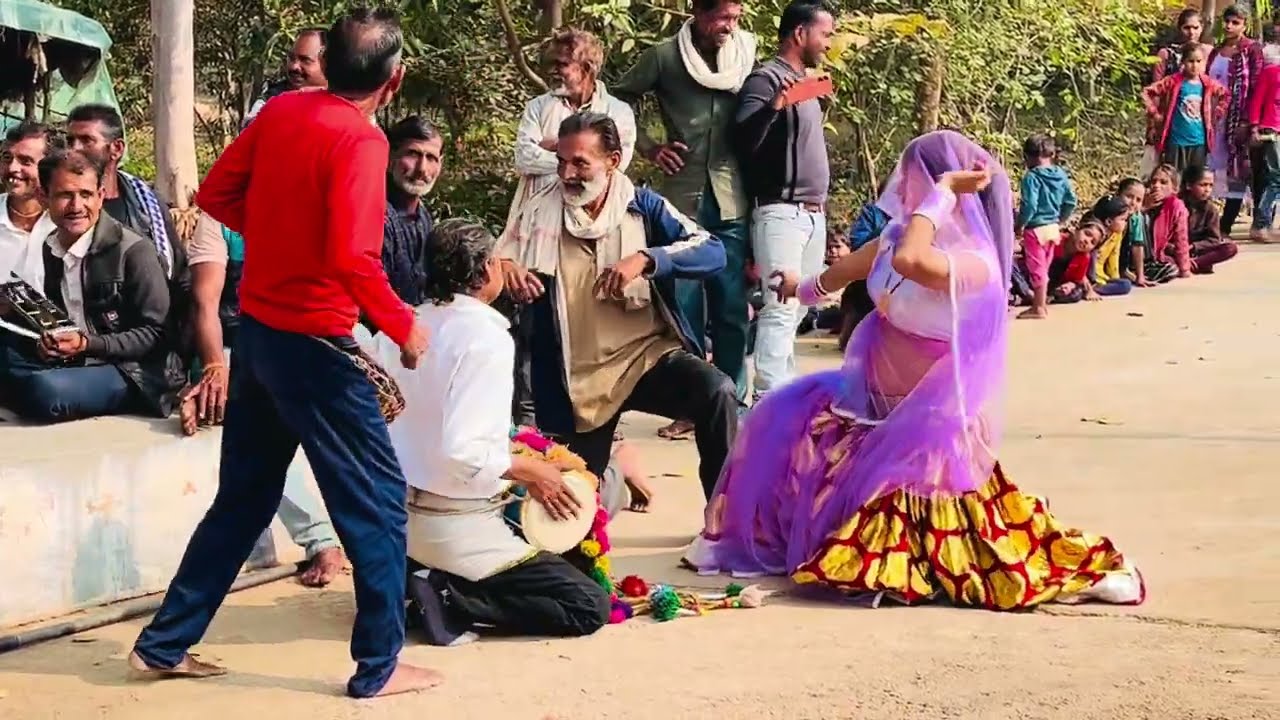 सिद्ध बाबा सरकार की राई // महूमसिंग की राई ganpat studio #bundeli_rai_program 