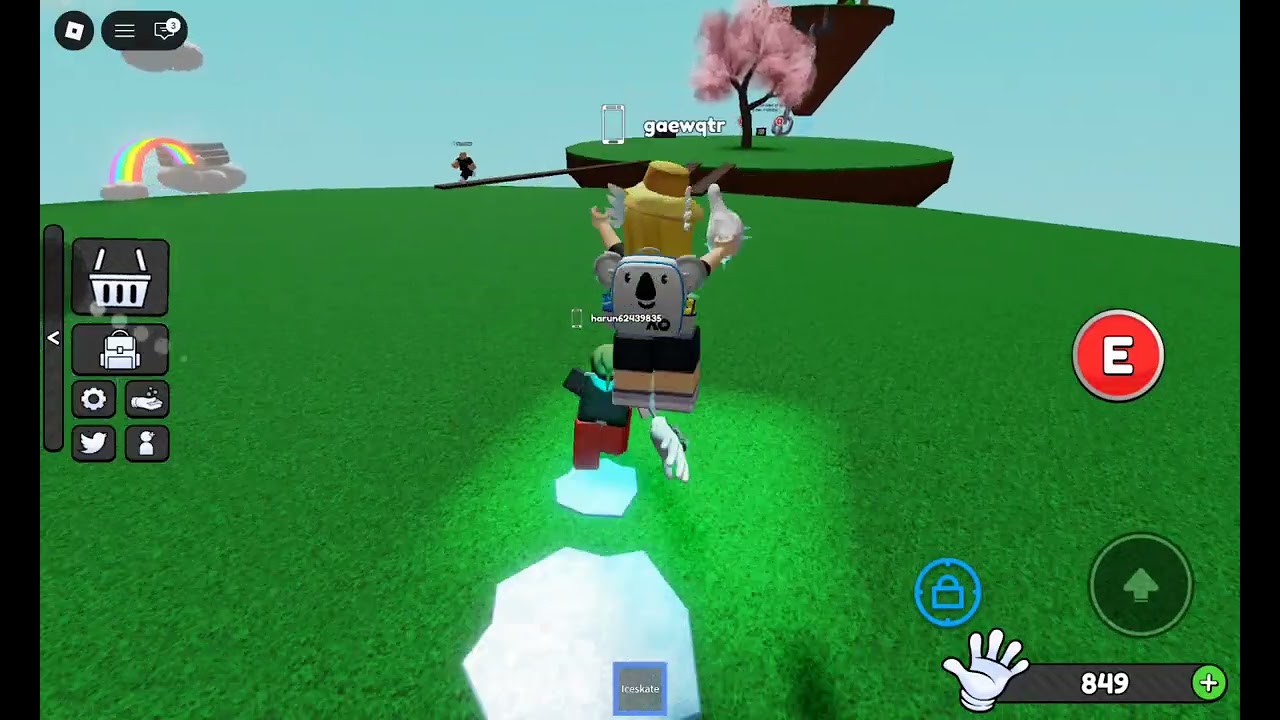 ME PLAYING SLAP BATTLE 