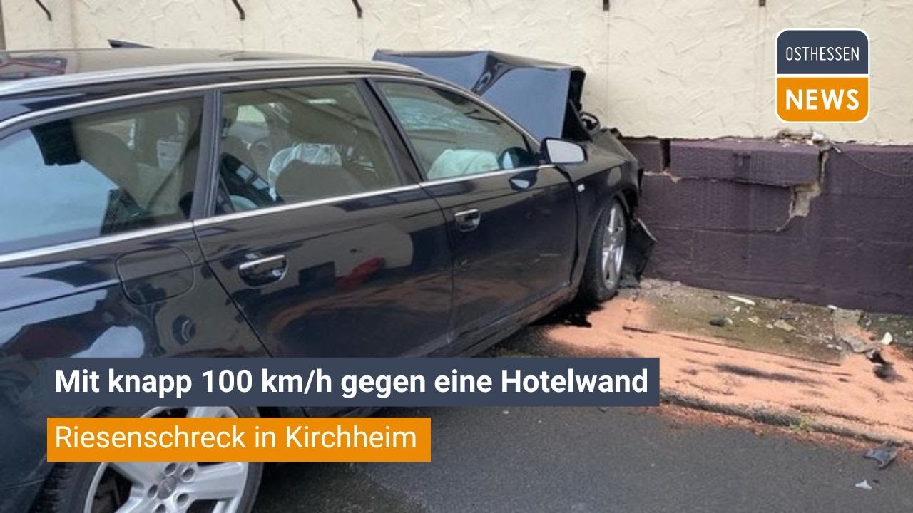 KIRCHHEIM: Auto fährt mit knapp 100 km/h gegen Hotelwand