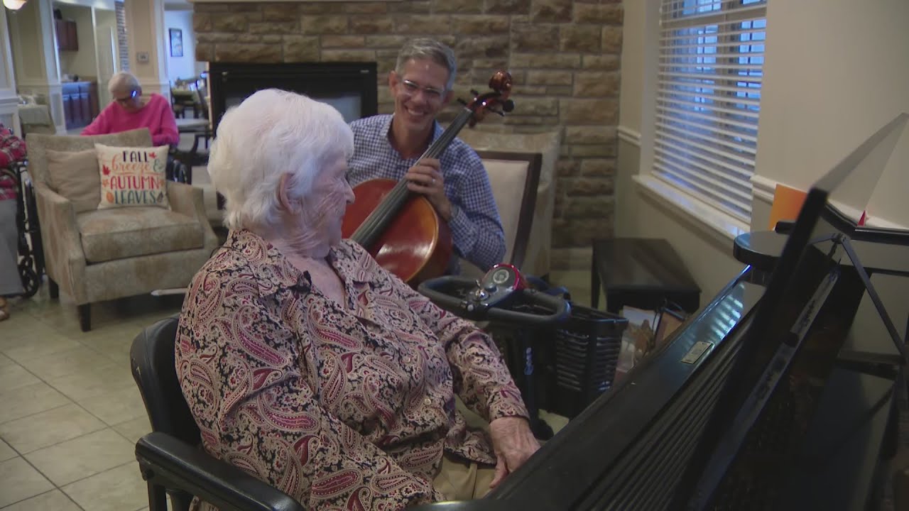 Suburban man takes healing power of music to area nursing homes