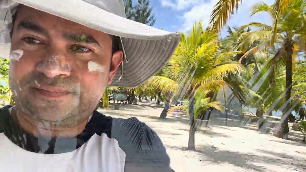 THE BEAUTIFUL UTILA 