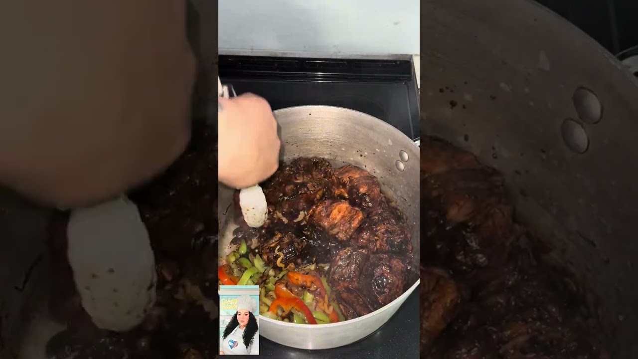 Colitas de Res Guisadas/ Rabo de Res/ Oxtails
