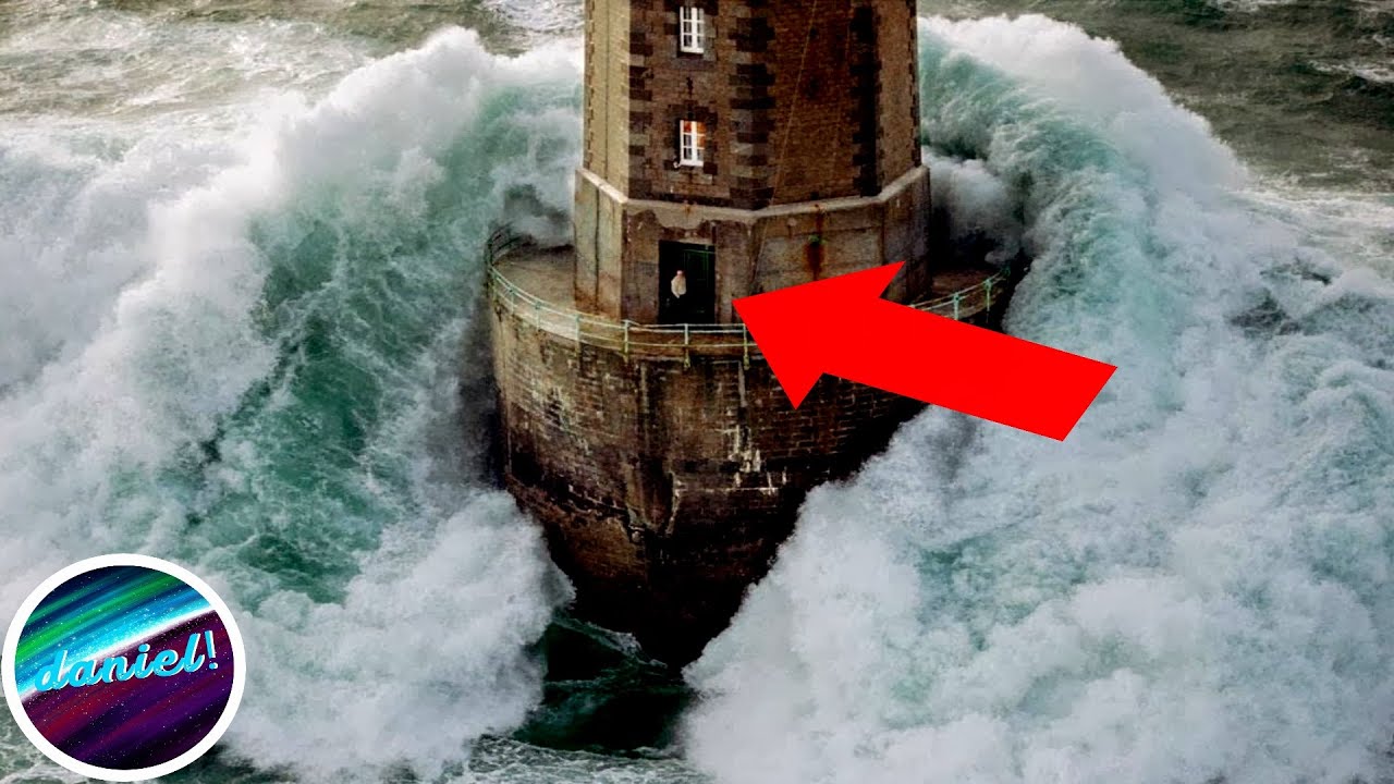 5 OLAS GIGANTES CONTRA FAROS ! (parte1)