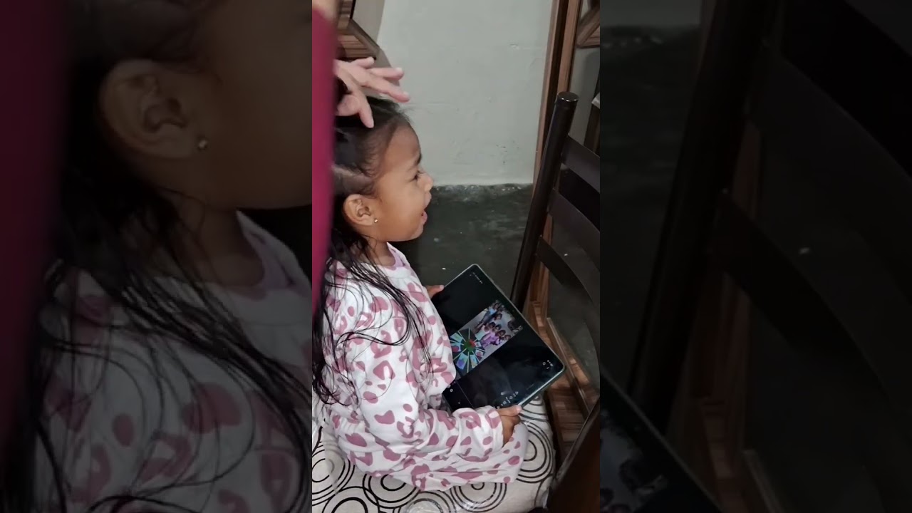 Peinado de corazones para este 14 de febrero. Maitecita bebé encantada 