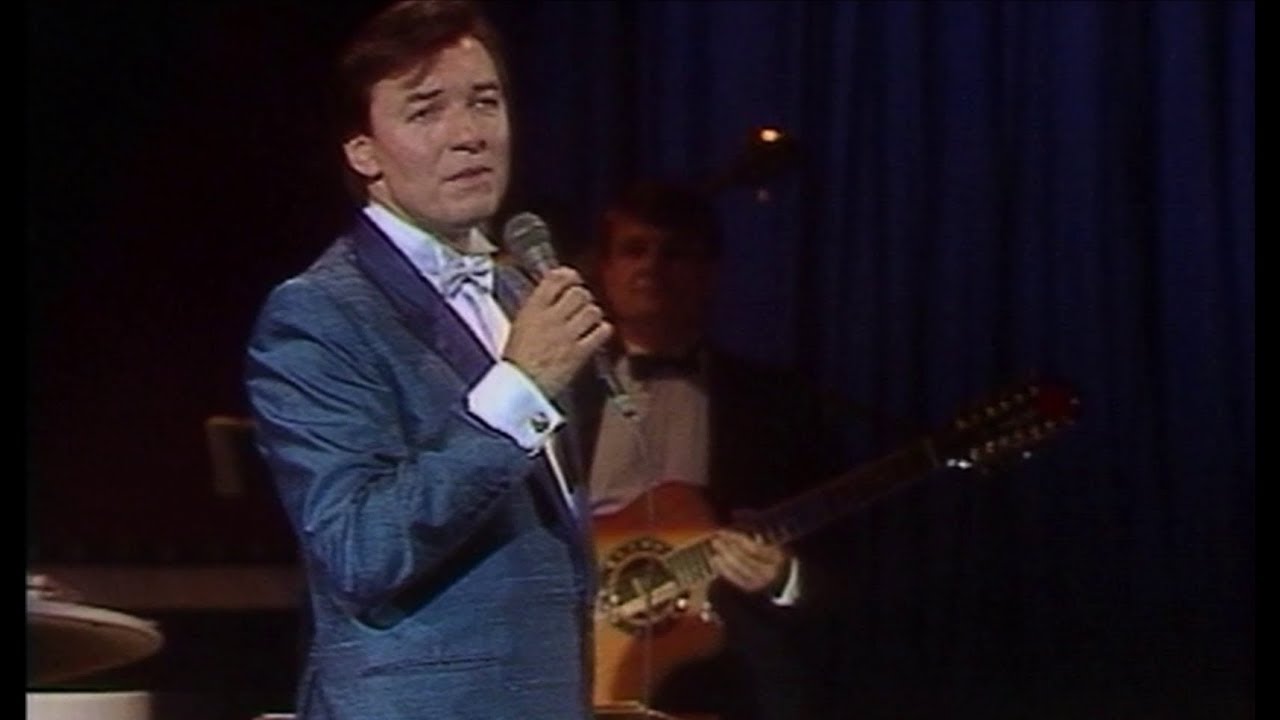 Karel Gott live: Delilah / Green, Green Grass of Home / Help Yourself (Berlin 1986)