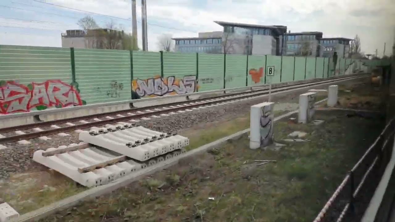 Dresdener Bahn | Mitfahrt, Buckower Chaussee, Blankenfelde | 13. April 2025