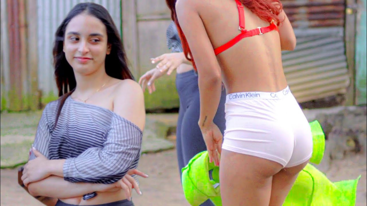 Se pelea con la vecina por la ropa que usaba, que final 😱😡 #reflexiones #viral #shorts