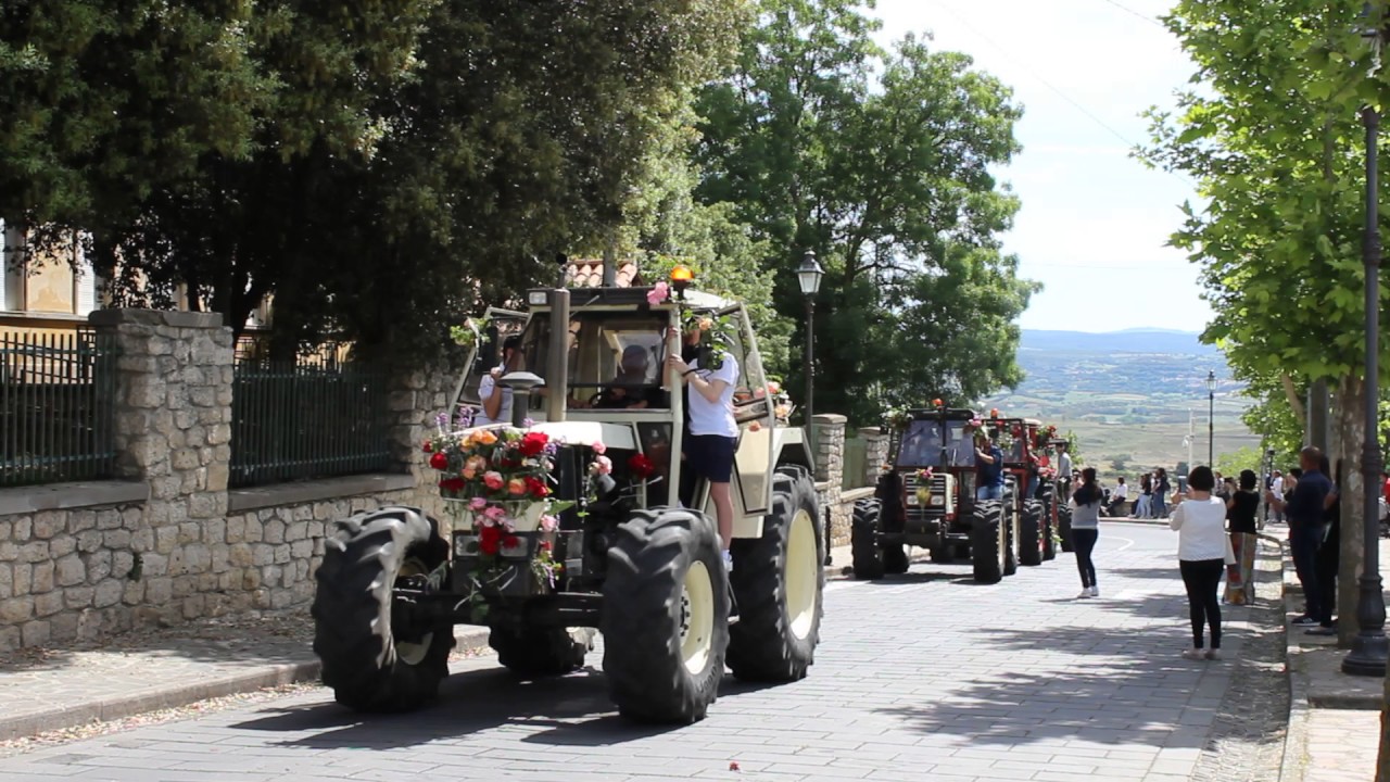 Genoni 14.05.2017. ... Festa in onore di S. Isidoro. Videi di Ignazio Secci