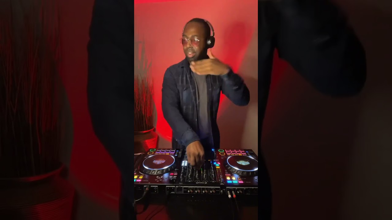 A groove is a groove :) #techhousevibe #housemusic #techhousevibes #dancemusic #electronicmusic