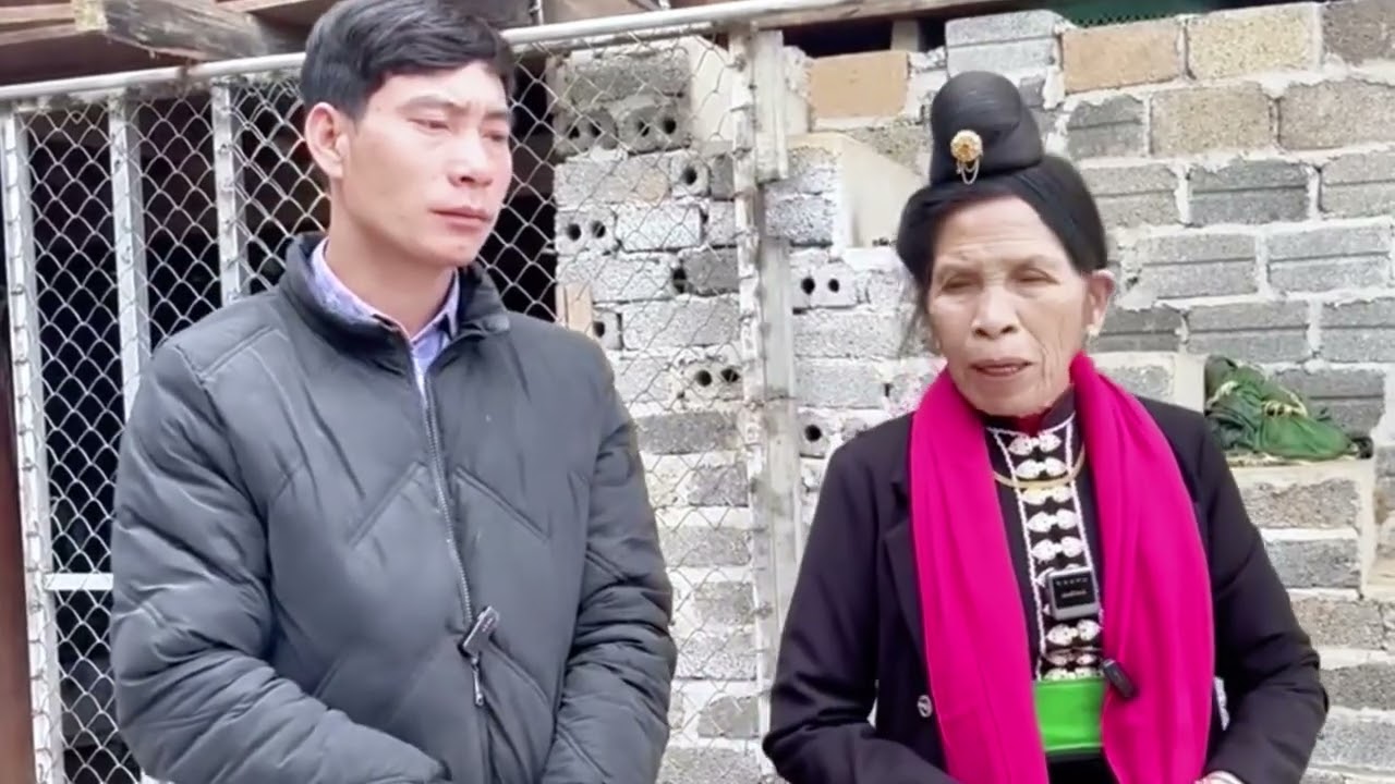 Bà Biêng Chung Hát Bài Con Mô Côi Khiến Quàng Lả Khóc Hết Nước Mắt Vì Hợp Với Hoàn Cảnh