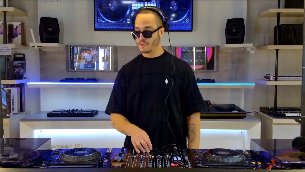 Dj Sandro Reis Live Dj Corner Studio in Dubai - Summer 2024