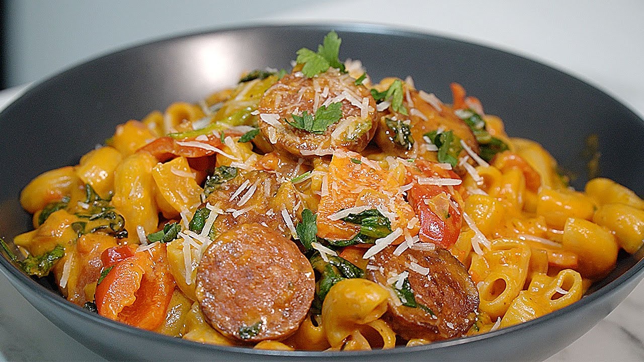 Easy ONE POT CHORIZO Pasta