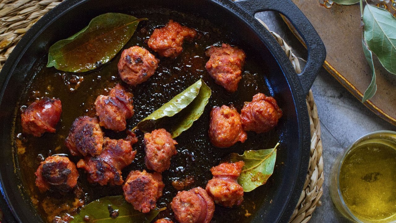 Spanish Chorizo Cooked in Cider 🇪🇸Chorizo A La Sidra 🍏