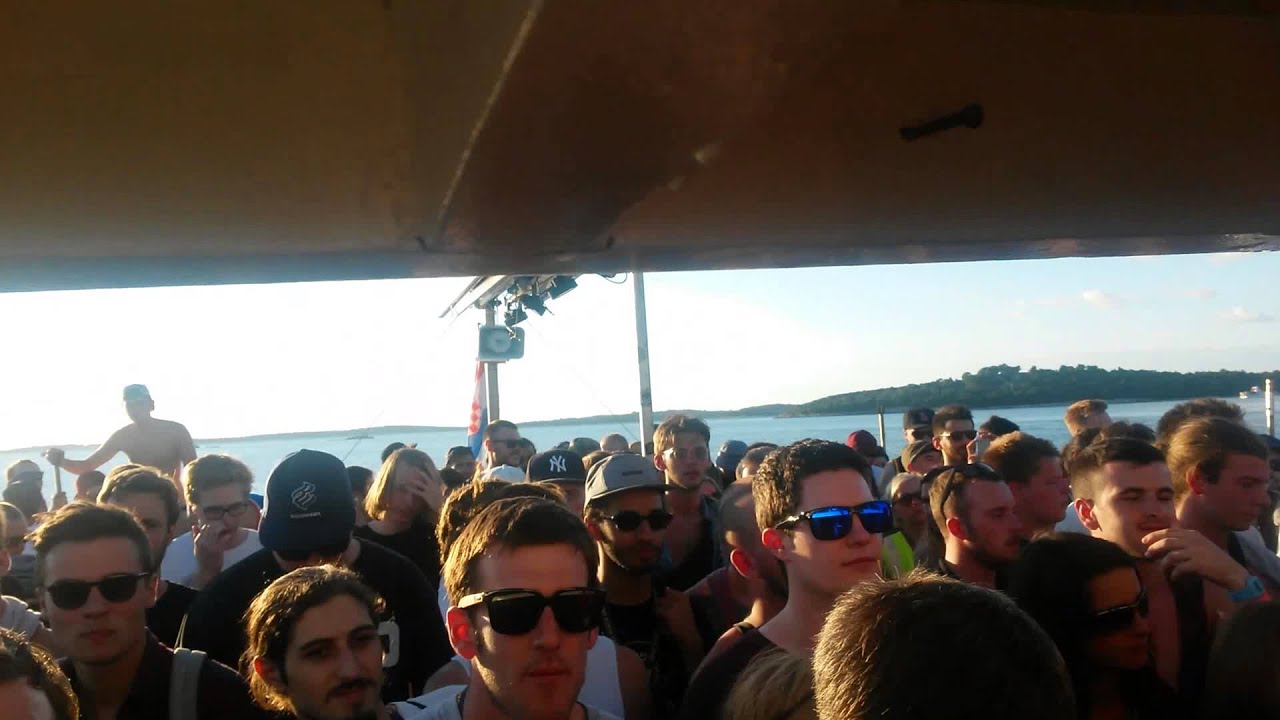 Mala B2B Loefah @ Outlook 2014 - Deep Medi Boat Party - Part 2