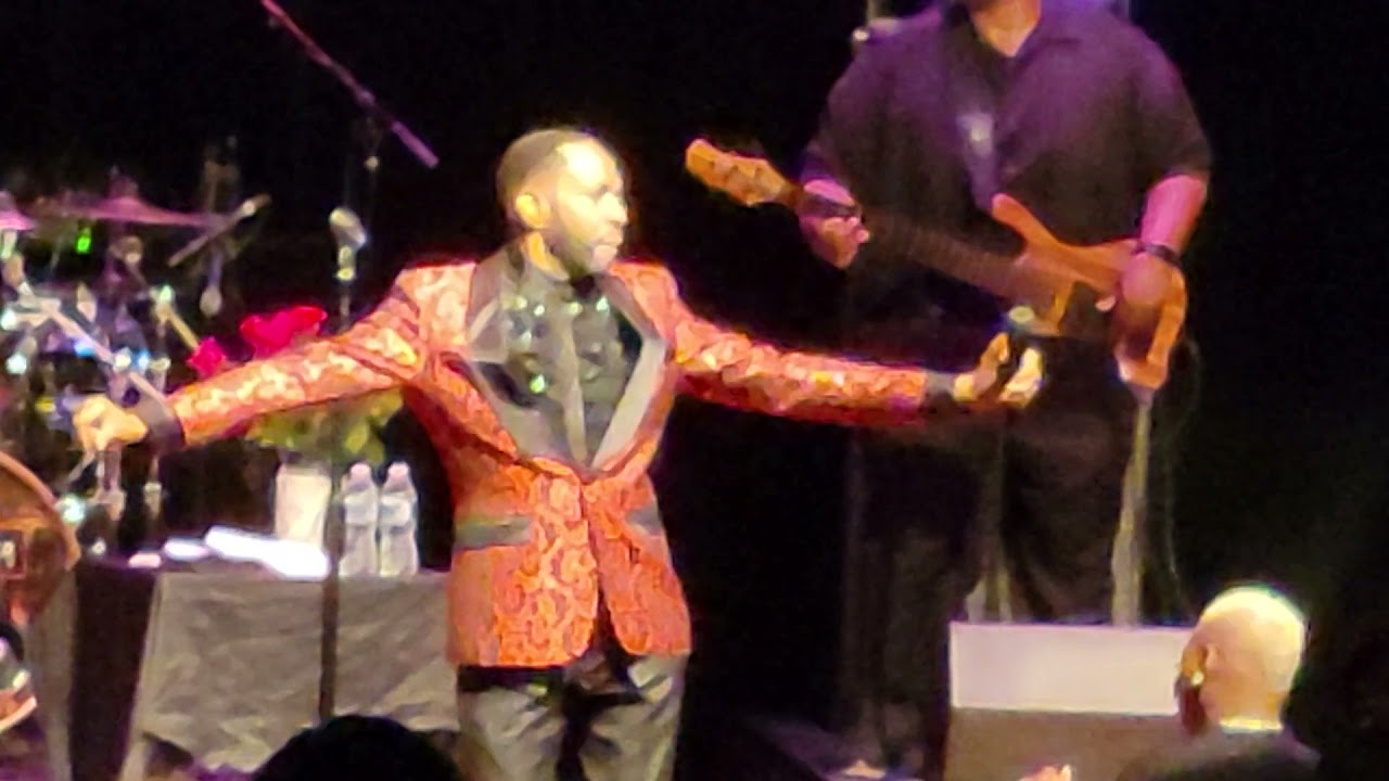 Freddie Jackson singing "Rock Me Tonight" at Bethesda Blues and Jazz Supper Club.