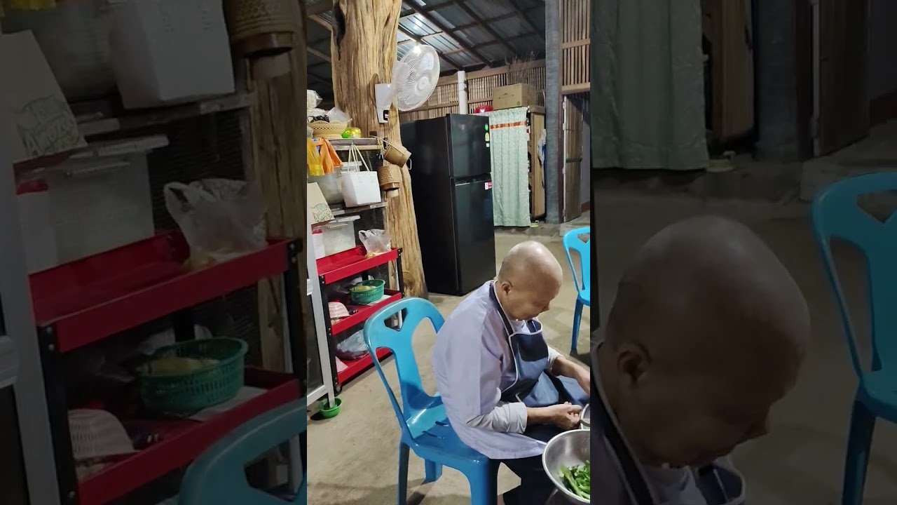 เช้าๆวันนี้ที่โรงครัววัดบ้านเก่าบ่อ  อำเภอหัวตะพาน จังหวัดอำนาจเจริญ