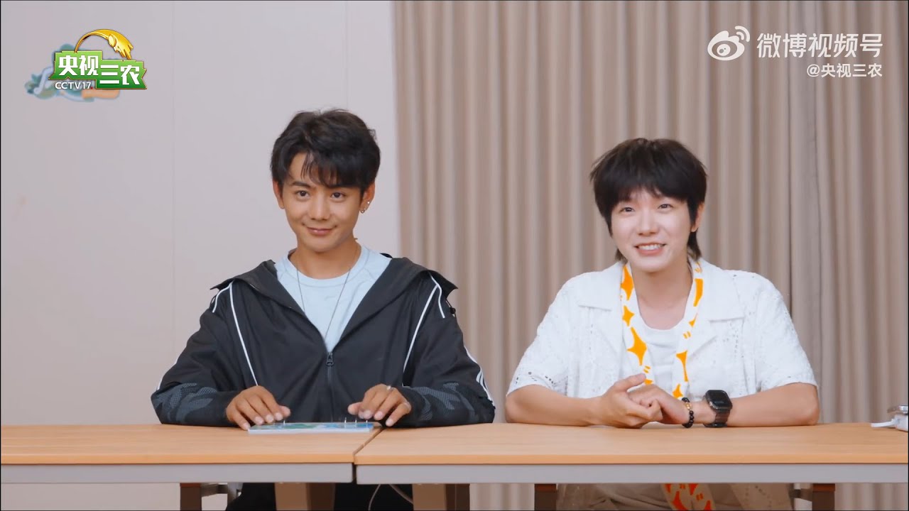 【2025.09.10】Tenzin Tsundue and Niu Zaizai 丁真和牛在在