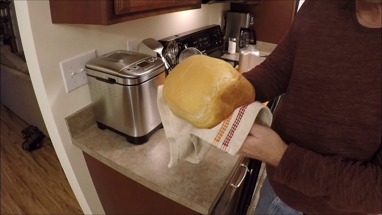 New Cuisinart CBK 110 Bread makers first  loaf