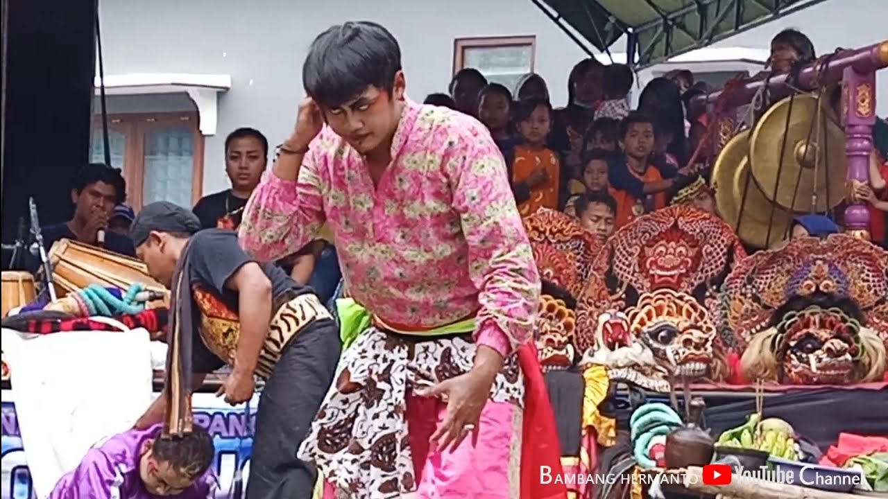 bondan feat erina ratu celeng jaranan putro benowo live kunjang