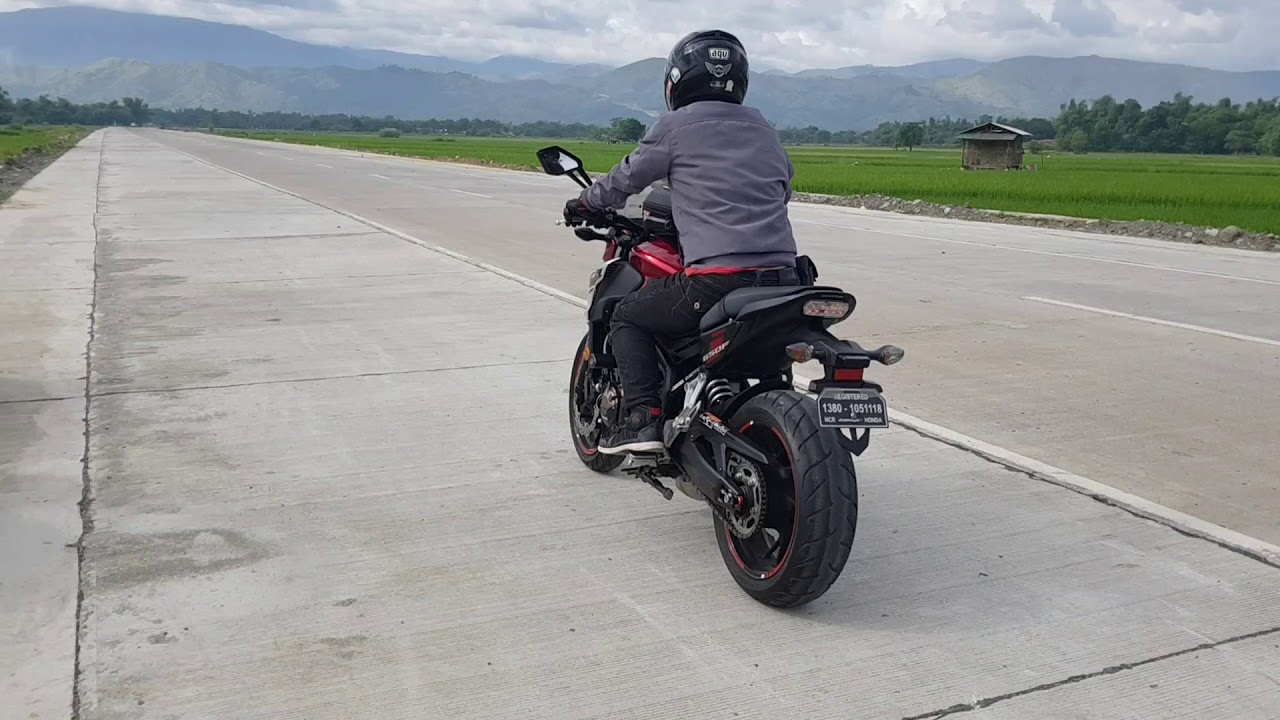 Honda CB650F / CB650R Akrapovic Titanium Racing line Flyby