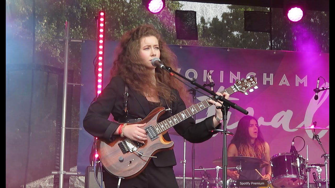 'Closer'  Live at Wokingham Festival 2023