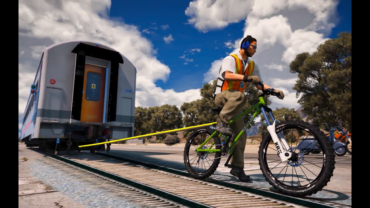 VIRAL: A BREAKED-DOWN TRAIN IS PULLED BY A BICYCLE