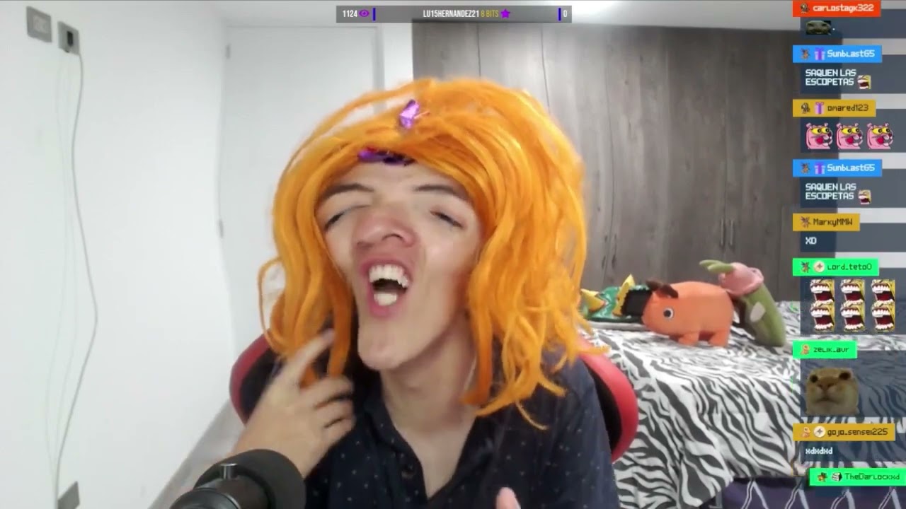 QUASI REGRESA Y EL CHAT LE METE ESCOPETAZOS - GLOGLOSOR CLIPS