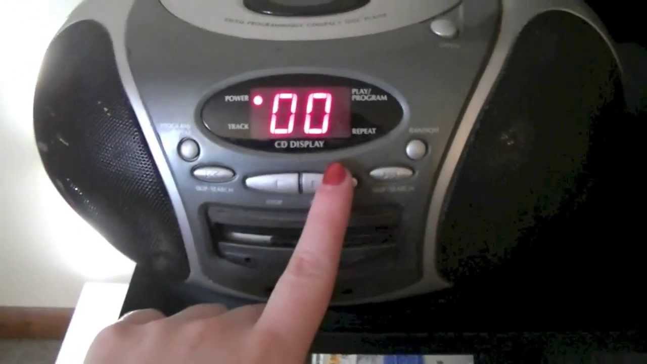 Smashing a CD player with a hammer (I'llSmashItWithAHammer)