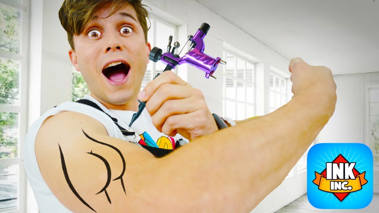 FIZ A MINHA PRIMEIRA TATUAGEM !!! | Ink Inc. Tattoo Drawing gameplay
