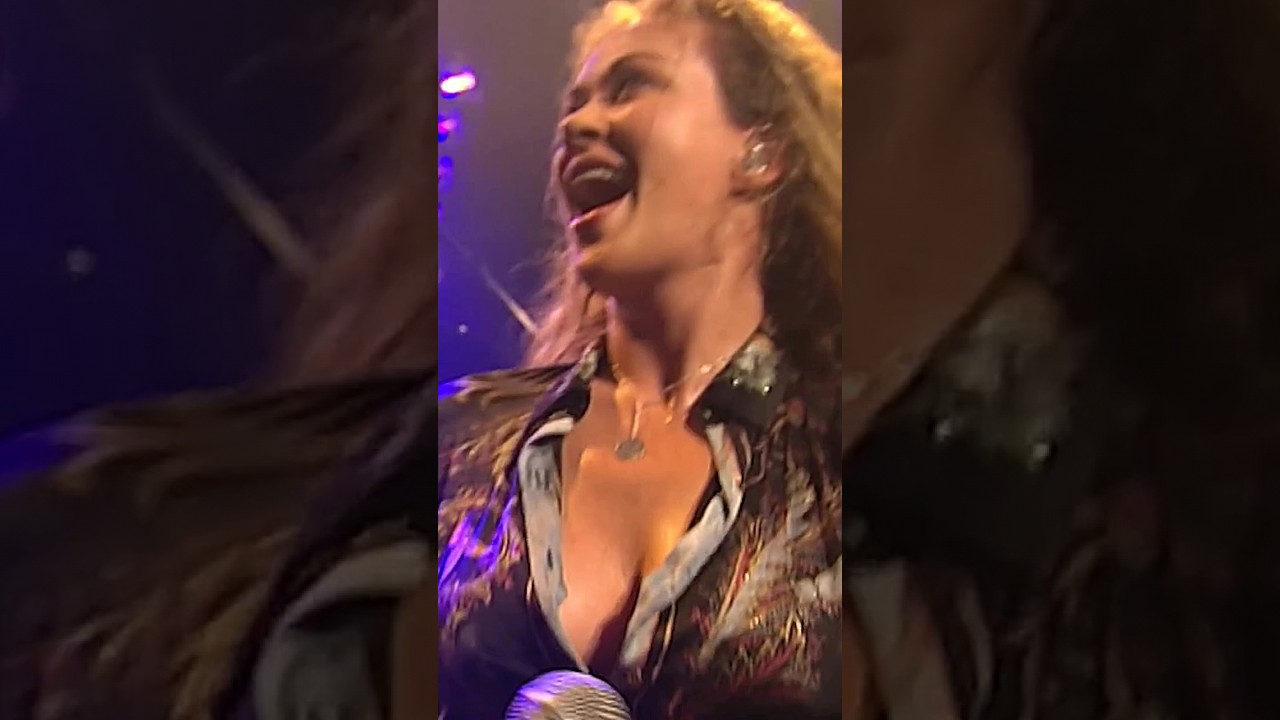 Huge-DANA FUCHS performs Led Zeppelins classic: Whole Lotta Love