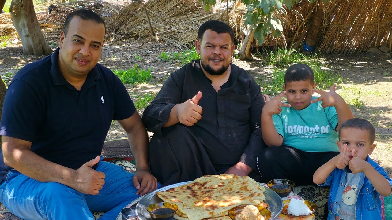 لقائي مع عائله السمنه البلدي عائله ابو زيزو عائله بطعم ورائحه السمنه البلدي