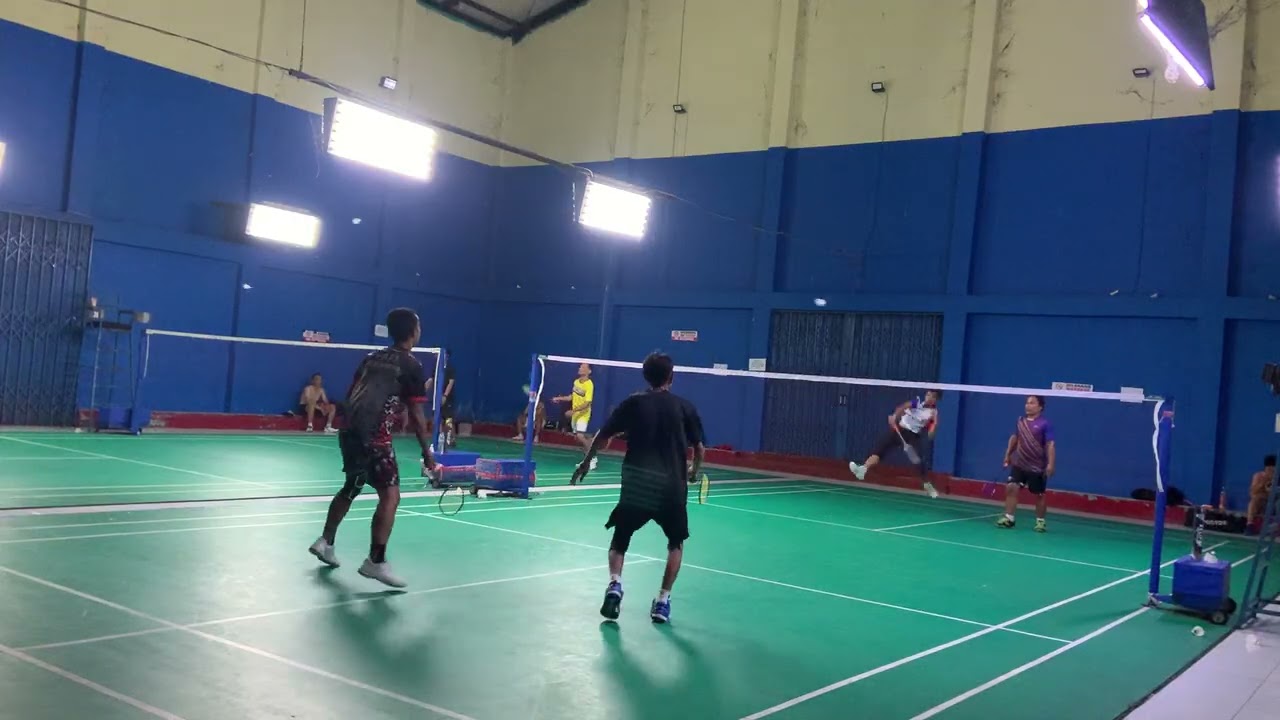 🔥NYESEL BGT G NONTON😭, Badminton Sukabumi: mang udad/a harry vs bg nurad/mas sam. Siapa menang ?